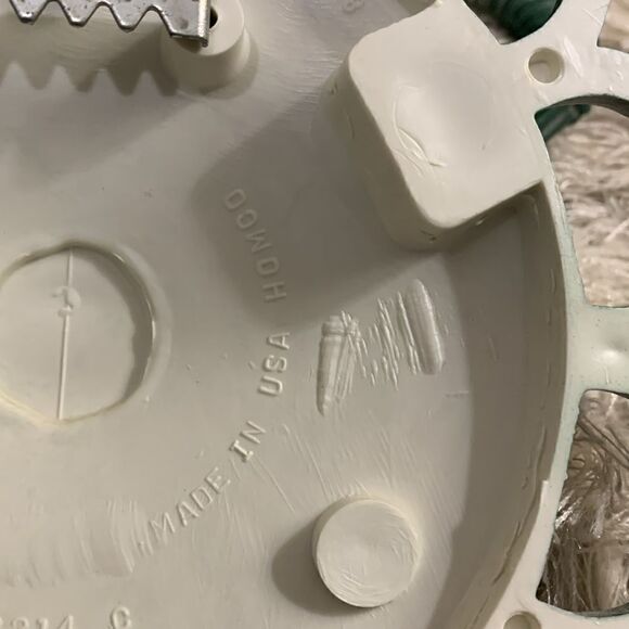 Vintage Homco Painted Green Rattan Look
Plastic Towel Rack Holder 3314 - Picture 13 of 17